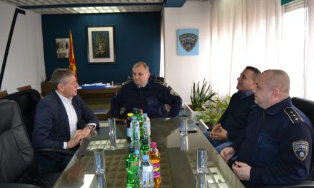 Полициските службеници од Кочани со превентивни мерки за новогодишните и божиќните празници