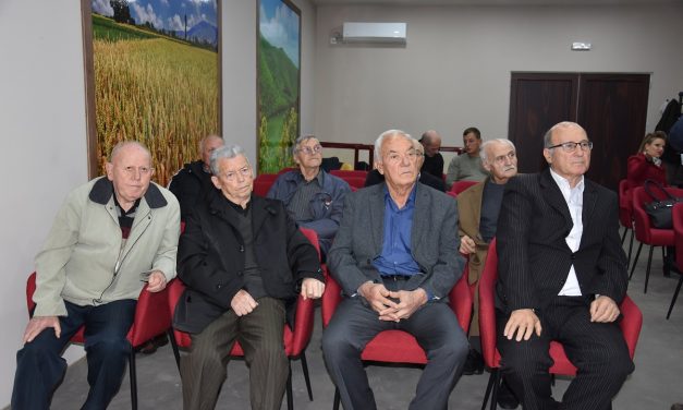 Градоначалникот Илијев на работна средба со пензионерите