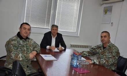 Средба на градоначалникот Илијев со претставници на Вториот пешадиски баталјон од Штип