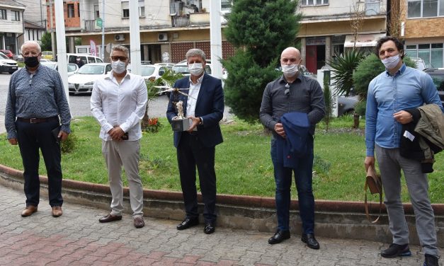 Ротари клубот Кочани-Виница со идеја за нов споменик во централното градско подрачје