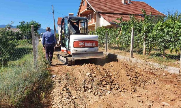 Продолжува бетонирањето на пристапни патишта и улици