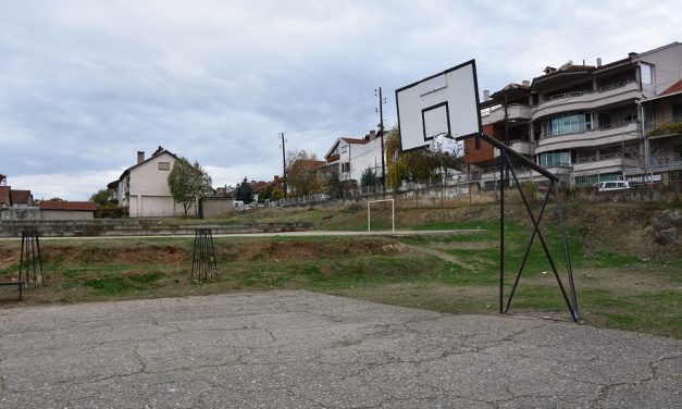 Зголемени средствата за реконструкција на дворот на ОУ „Малина Попиванова“ – отворен нов повик за избор на изведувач
