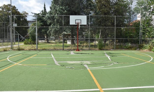 Почнува реконструкцијата на спортските терени во дворот на СОУ „Љупчо Сантов“