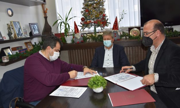 Меморандум за соработка меѓу гимназијата „Љупчо Сантов“ и „Амфенол технолоџи“