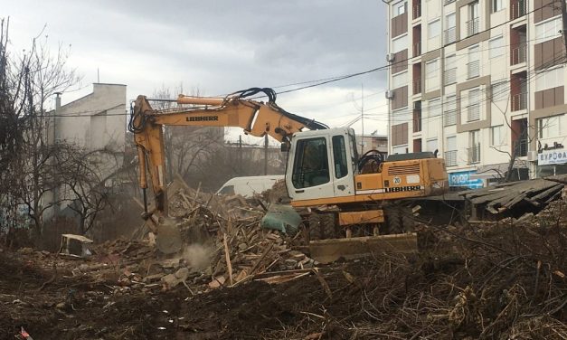 Се создаваат услови за подготвителни градежни активности за втората коловозна лента на улицата „Стево Теодосиевски“