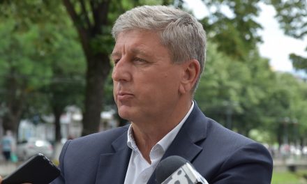 Градоначалникот Илијев остро го осудува инцидентот во населбата Трајаново Трло