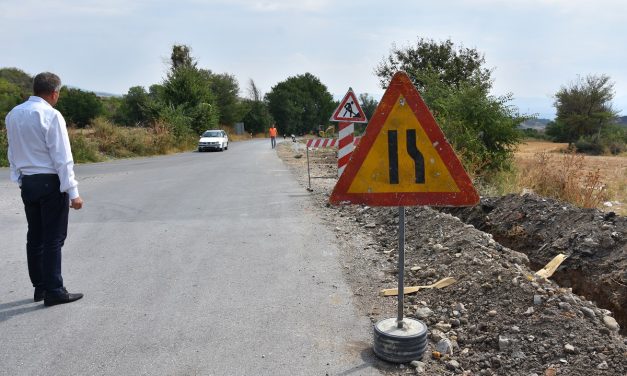 Tротоарско поврзување од Кочани до селото Бели