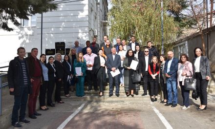 Општинската изборна комисија ги додели уверенијата на новиот градоначалник Љупчо Папазов и на новите членови на Советот на Општина Кочани