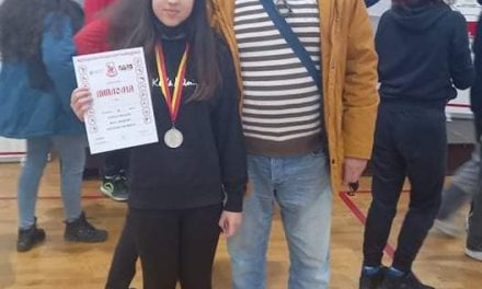 Ученичката Јована Давиткова носител на второ место на државен натпревар во шах