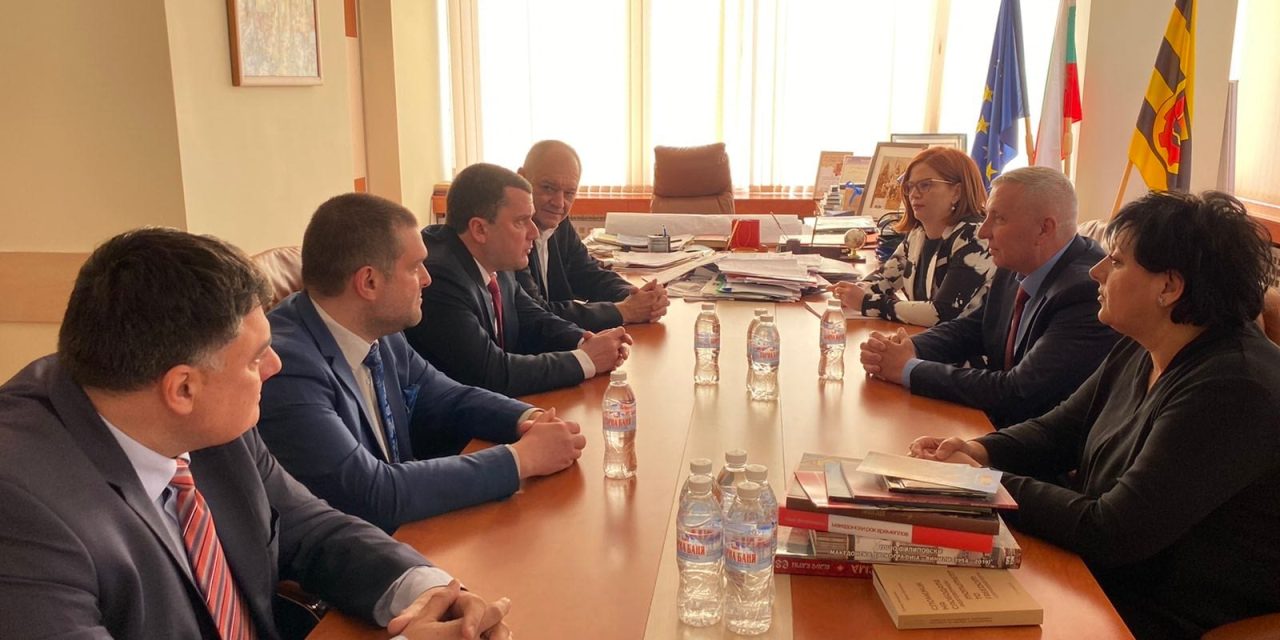 Работна средба на градоначалниците на Општина Кочани и Општина Перник
