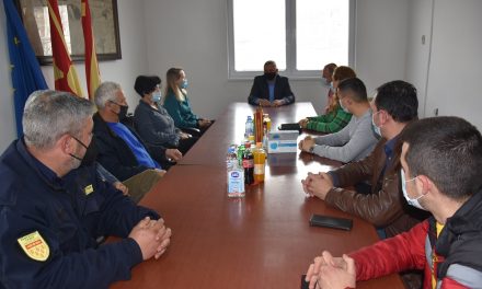 Градоначалникот на Општина Кочани на средба со крводарителите од Кочани