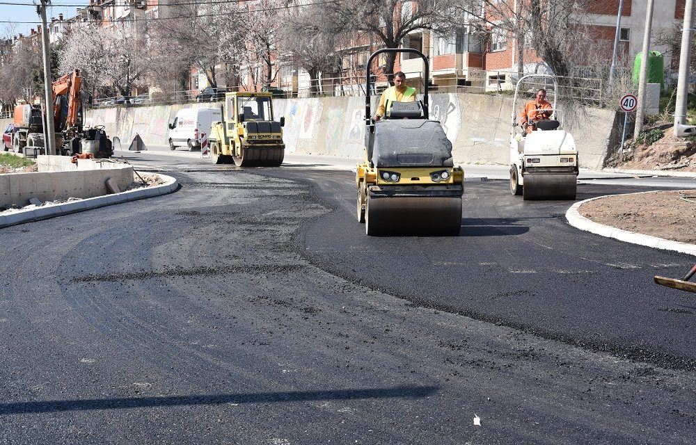 Асфалтирањето на кружниот тек КТ5 на булевар „Тодосија Паунов“ e во завршни фази