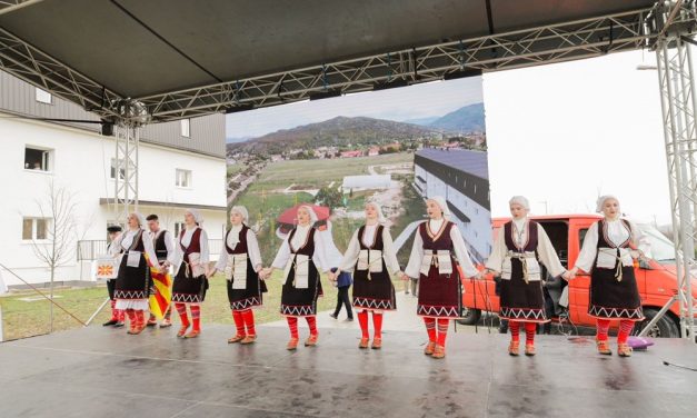 Фолклорниот ансамбл „Љупчо Сантов“ настапи во Црна Гора