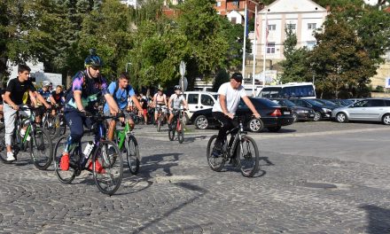 Општина Кочани го одбележа Меѓународниот ден без автомобили – велосипедистите ја минаа „Патеката на оризот“
