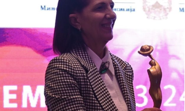 Националната годишна награда за жена претприемач на микрокомпании ја доби  Бранка Настевска од Кочани