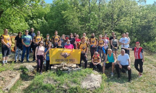 Пешачењето е здравје: Прошетка околу езерото Гратче со Клубот за планинарски спортови „Осоговски орел“