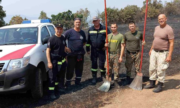 Кочански пожарникари – на пожарите во Селце и Пухче