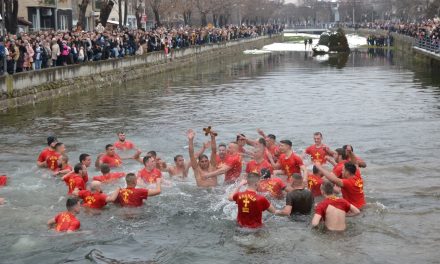 Одбележан празникот Богојавление-Водици