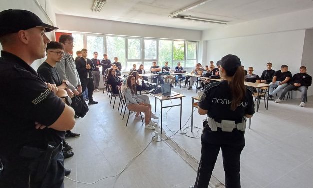 Едукација за поголема безбедност на младите во сообраќајот