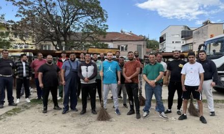 В. д. градоначалникот на Кочани Венко Крстевски се вклучи во екипи за средување на Кочани