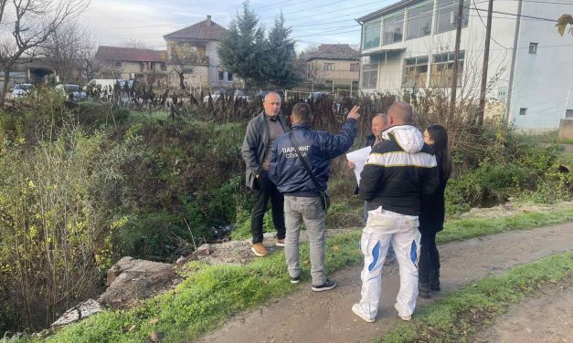 Градоначалникот на Општина Кочани Владко Грозданов на увид во инфраструктурната состојба на селото Тркање