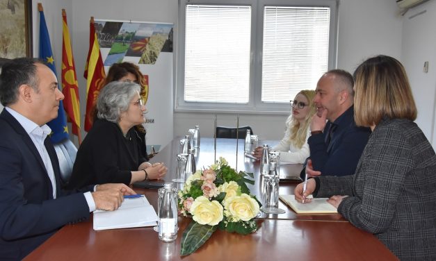 Средба на градоначалникот Владко Грозданов со амбасадорката на Холандија Узлем Џанел