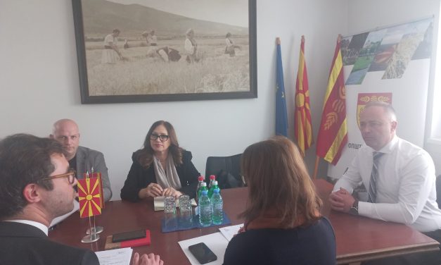 Средба на градоначалникот Грозданов со претставници на Францускиот институт – Скопје